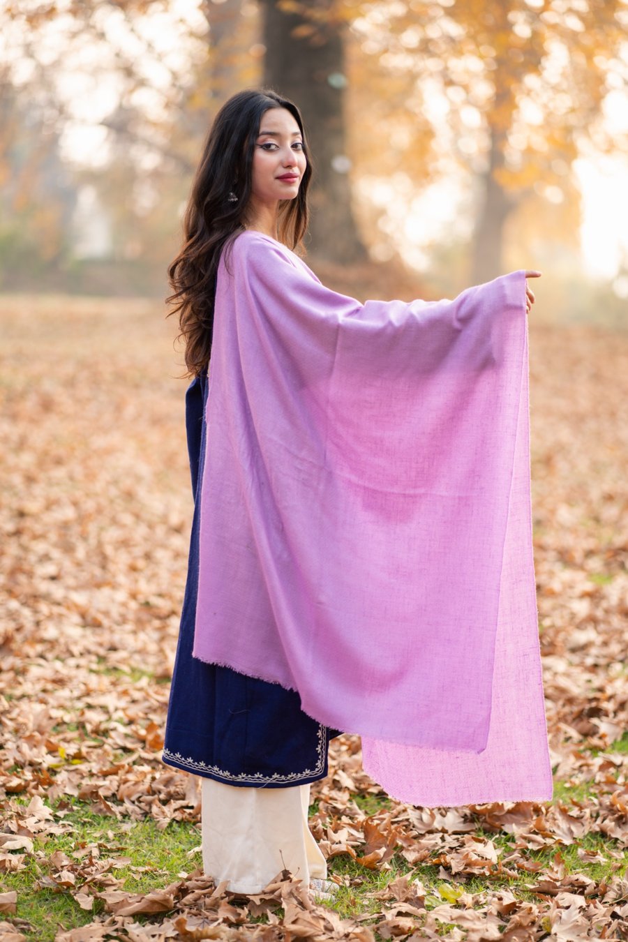 Best Shawl for Sensitive Skin (No-Itch Guide)