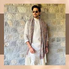 How to Style a Pashmina Shawl for Winter & Festive Occasions