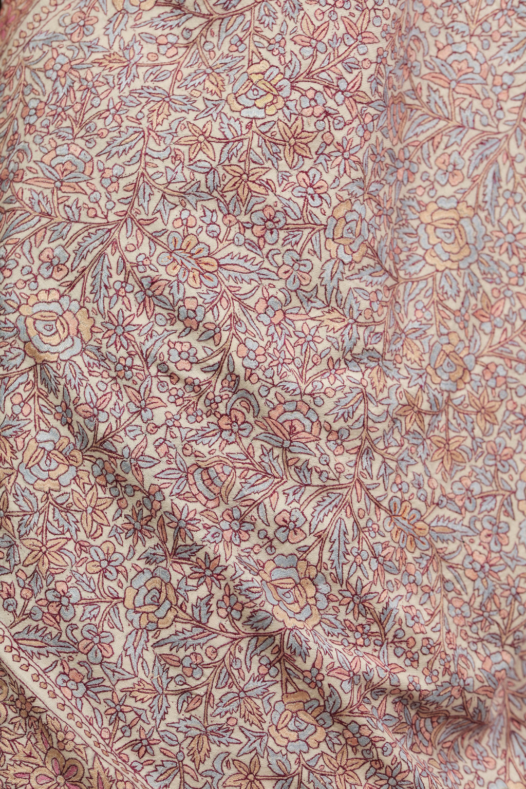 Ivory Hand Embroidered Jamawar Pashmina Shawl