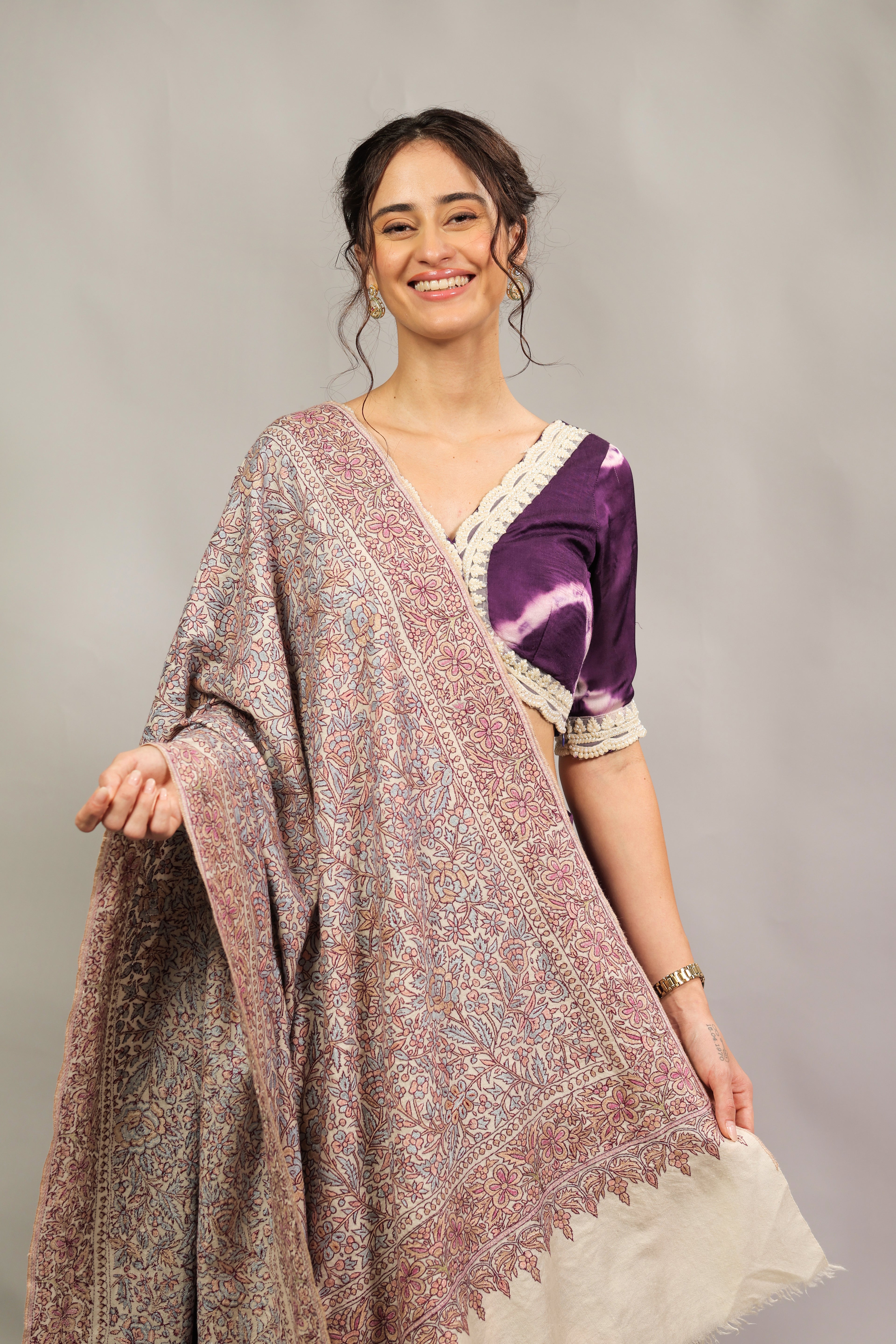 Ivory Hand Embroidered Jamawar Pashmina Shawl