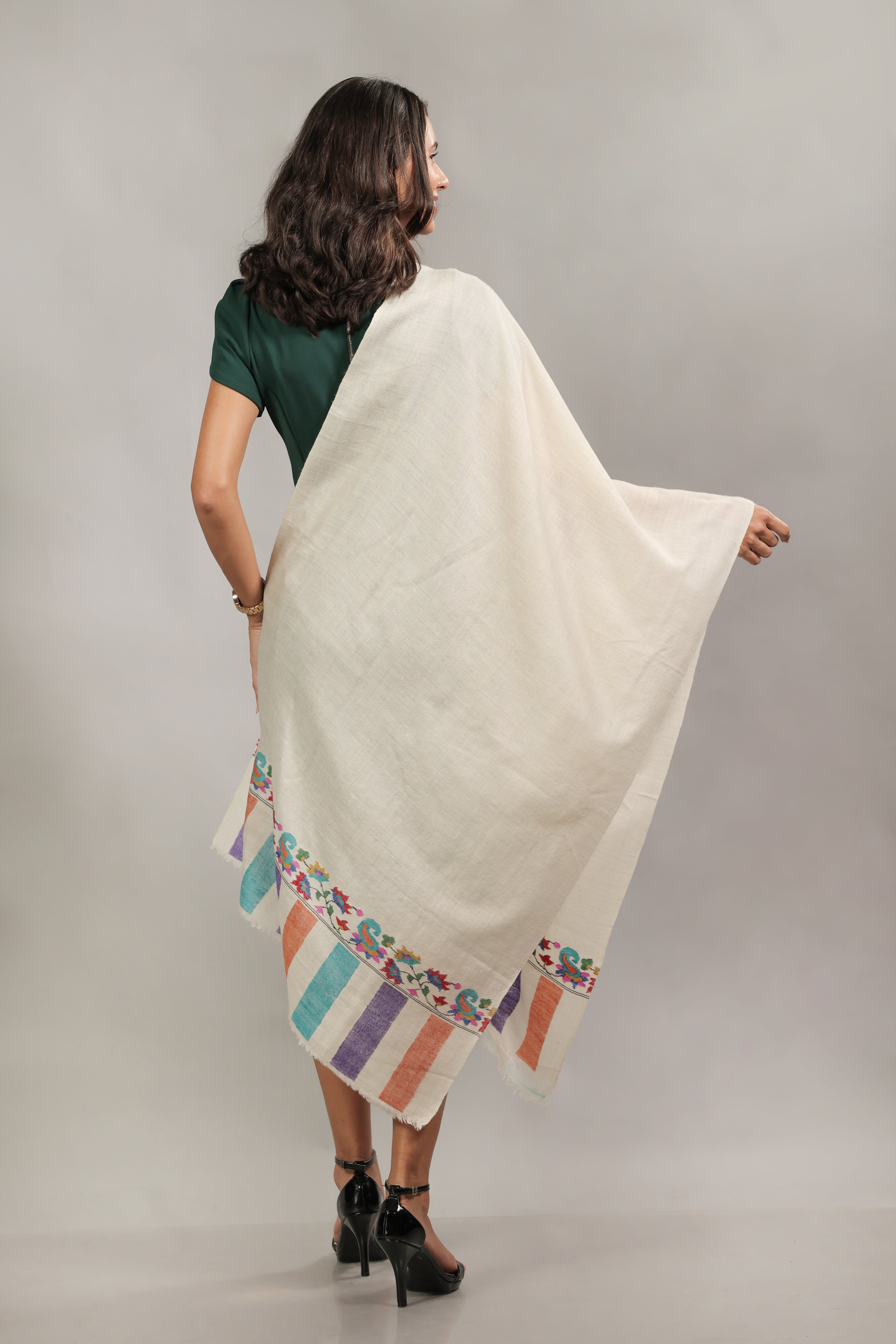 Ivory Kani Palla Pashmina Wrap