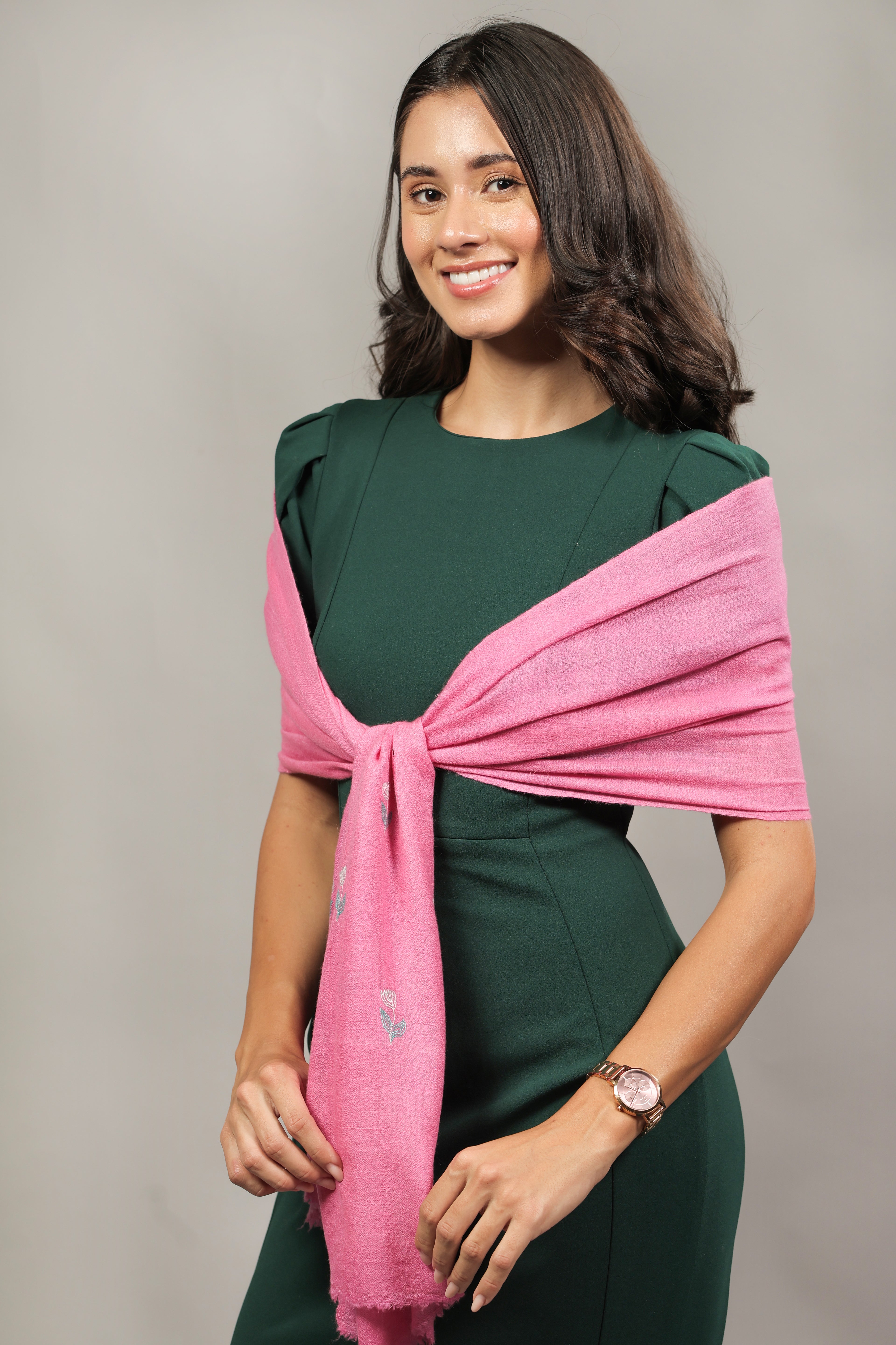 Pink Sozni Hand Embroidered Pashmina Muffler