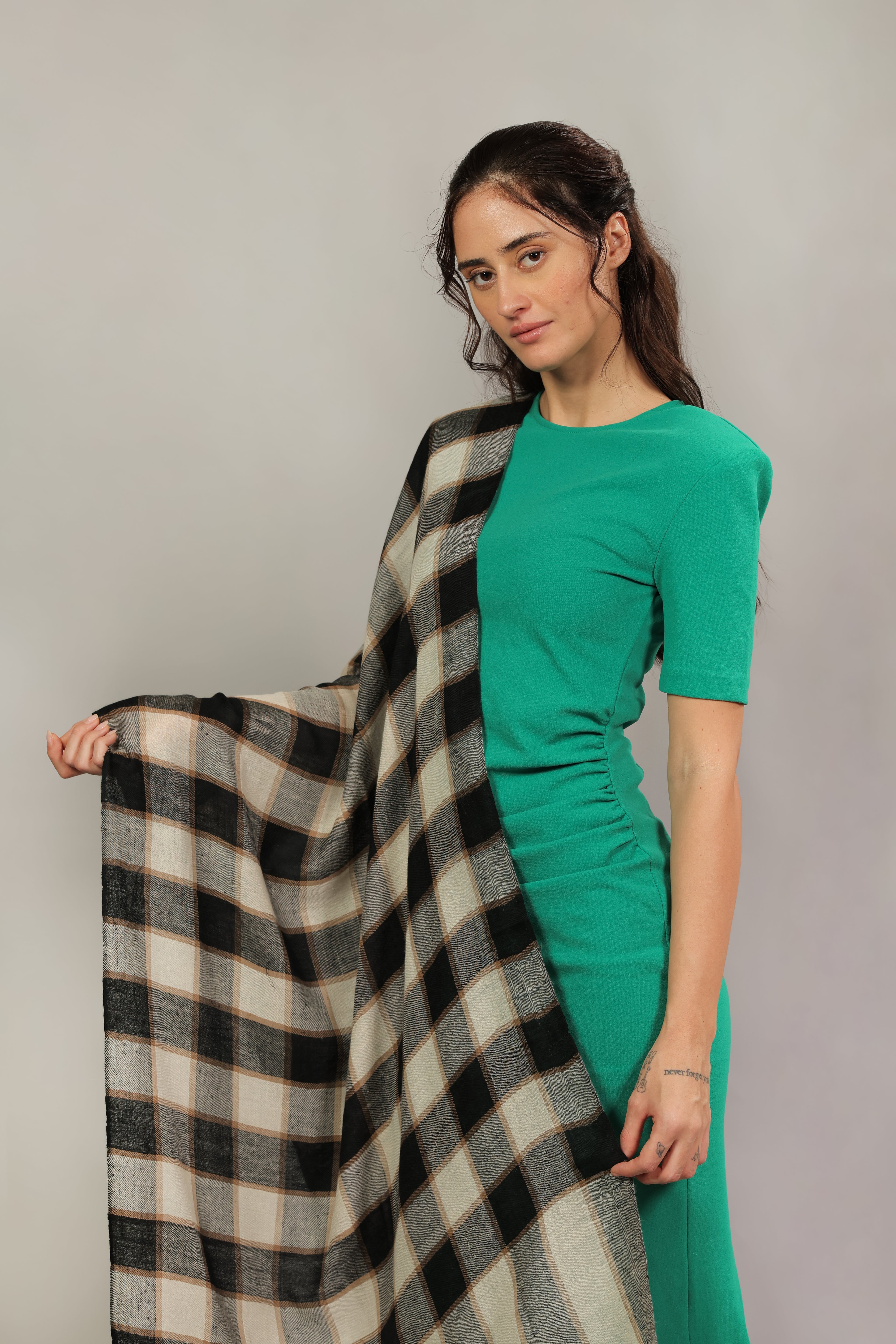 Black and White Checkered Pashmina Wrap