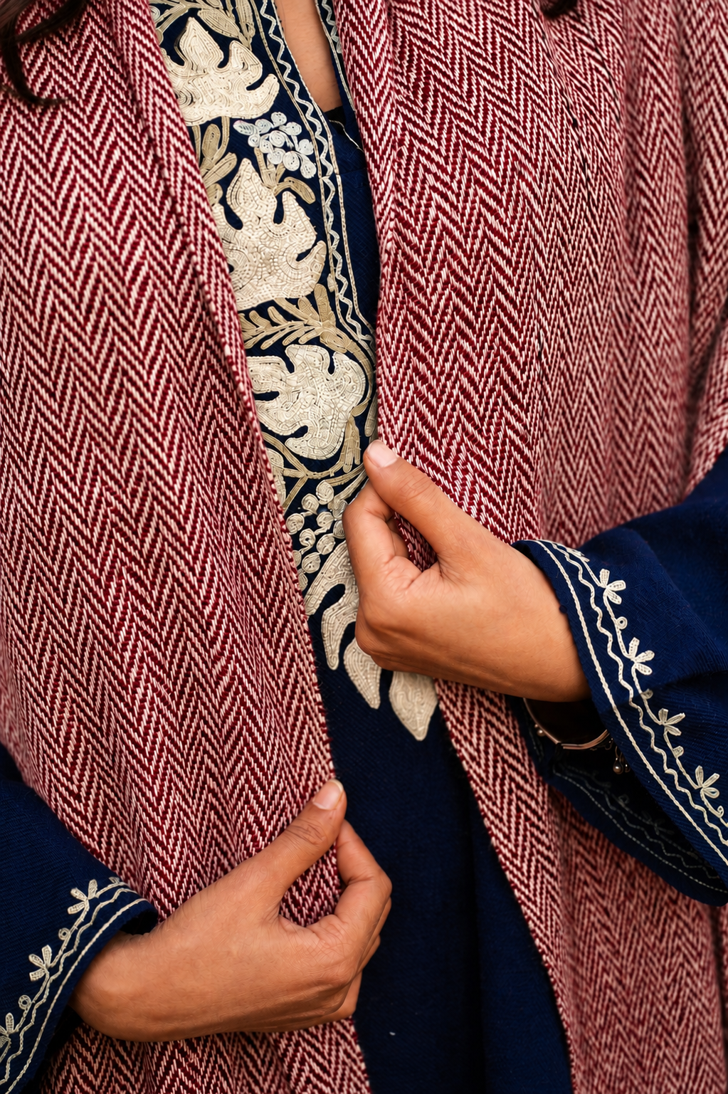 Red & Ivory Thick Handspun Muffler