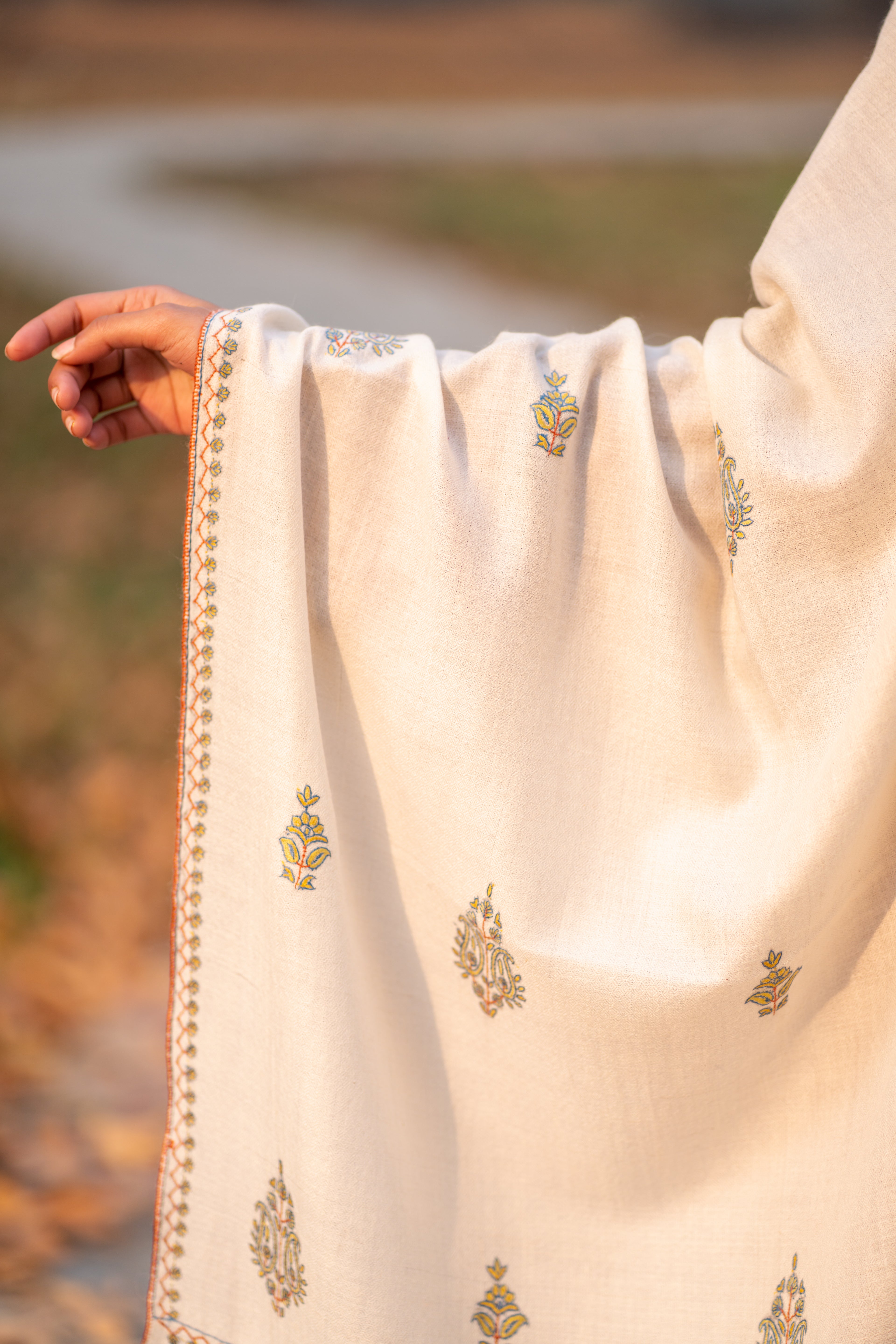 Ivory Sozni Hand Embroidered Pashmina Wrap
