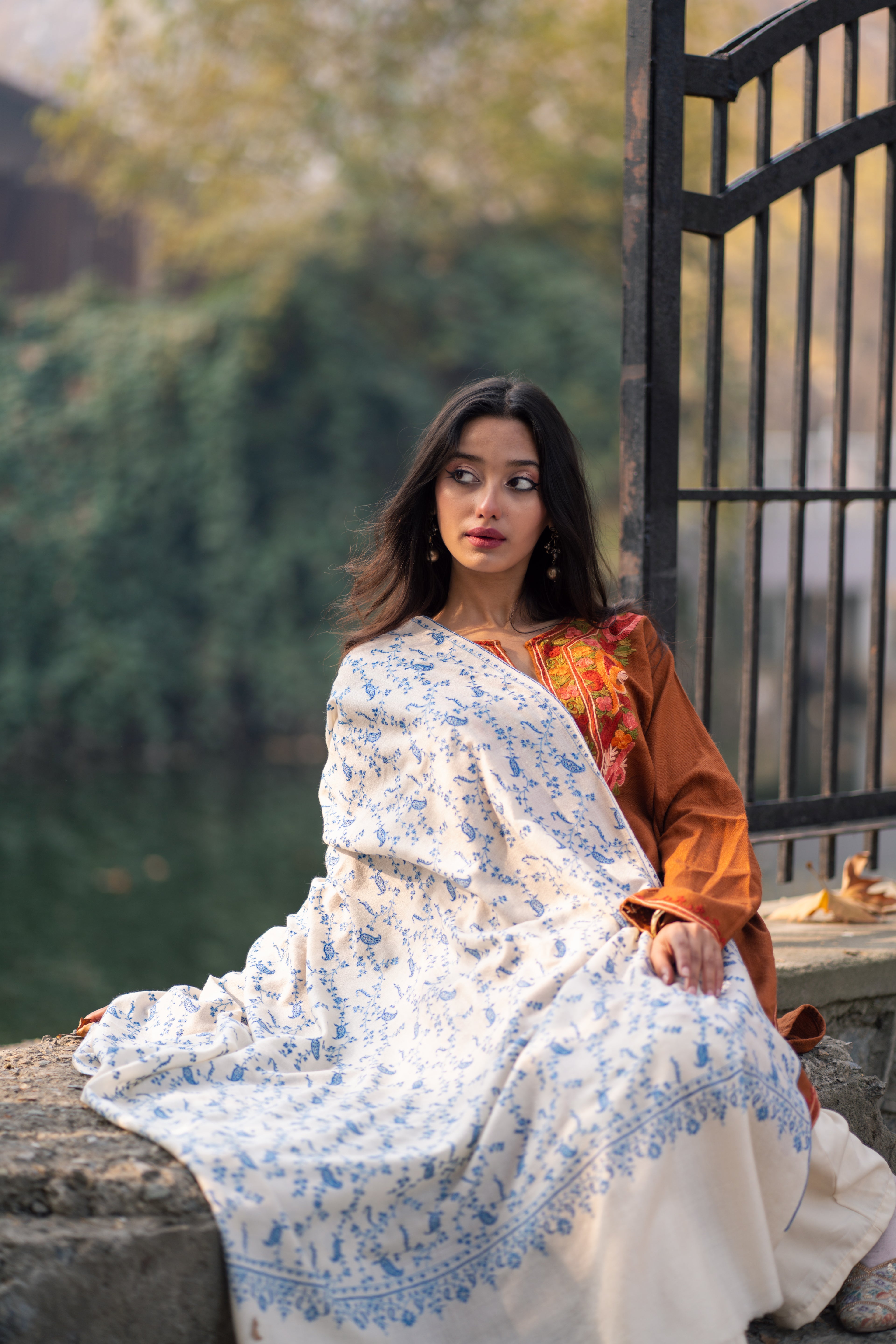 Ivory Hand Embroidered Jaal Pashmina Shawl