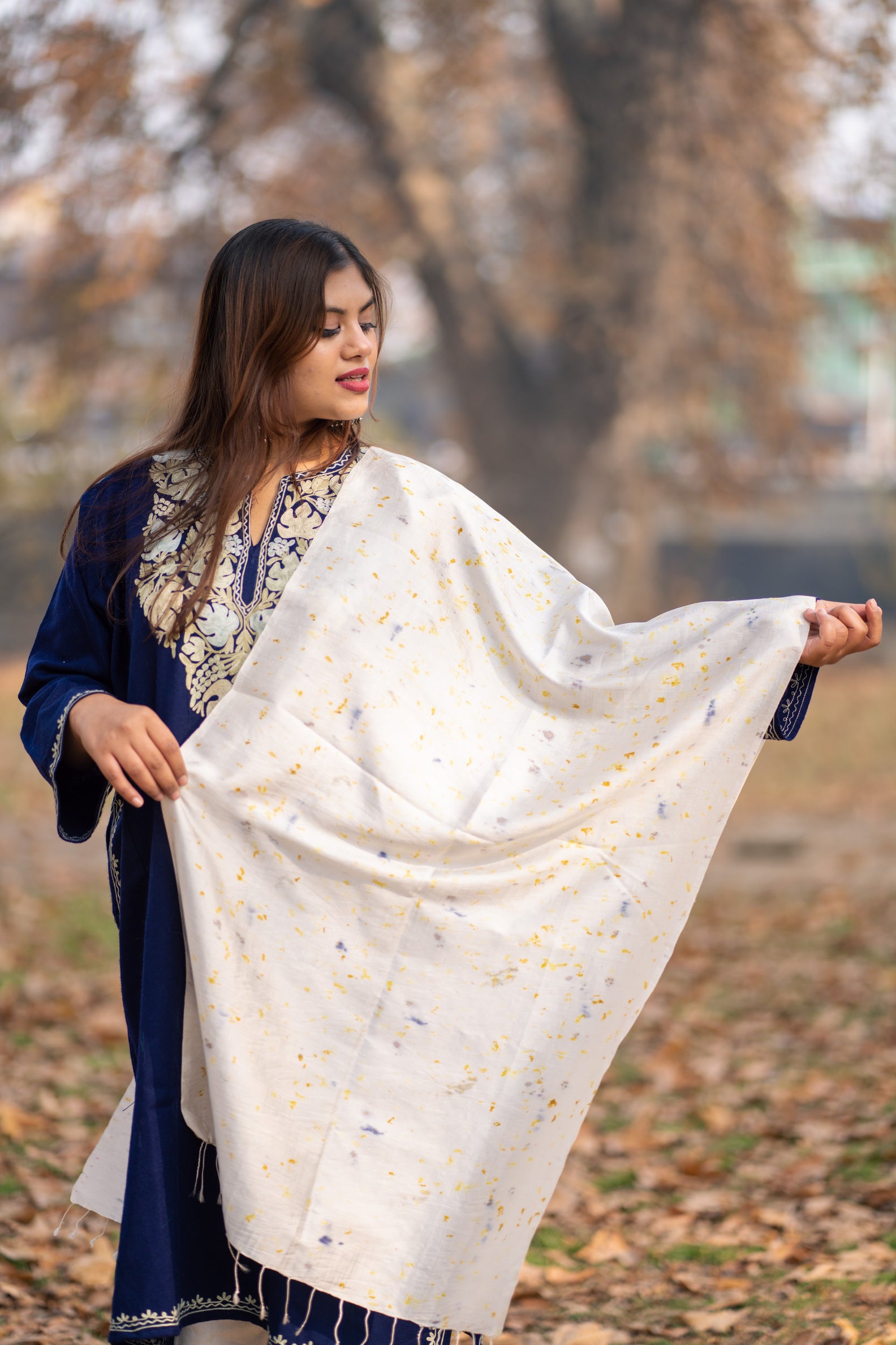 White Organic Dyed Mulberry Silk Stole