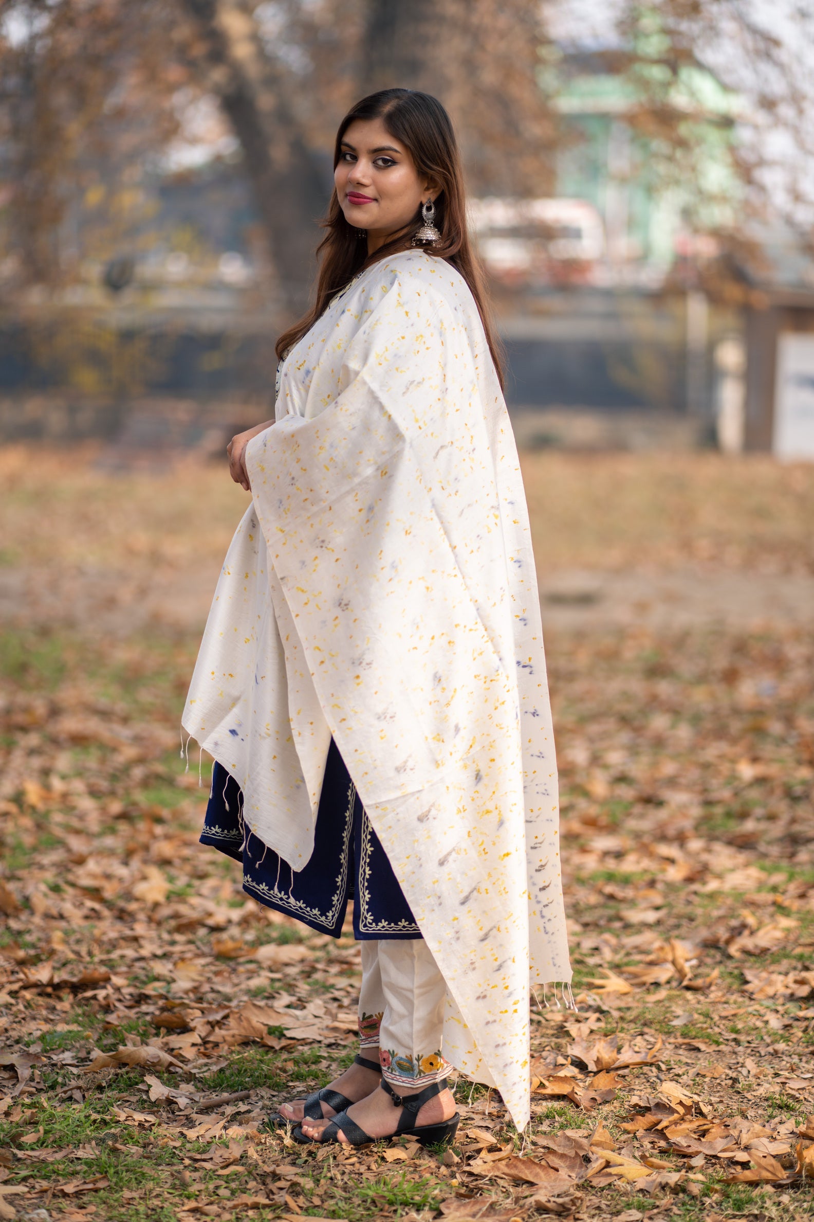 White Organic Dyed Mulberry Silk Stole