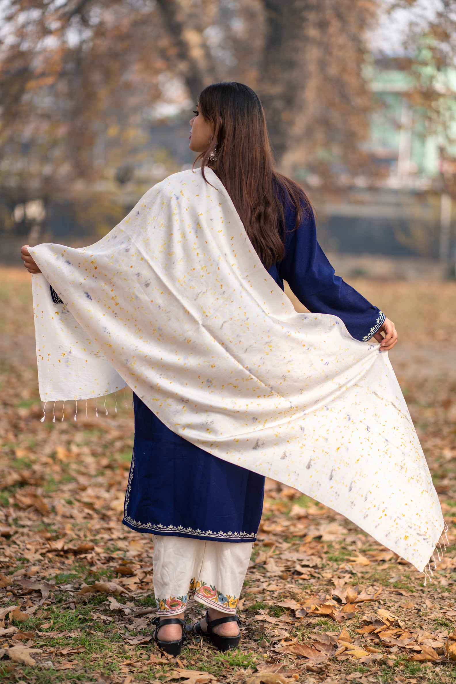 White Organic Dyed Mulberry Silk Stole