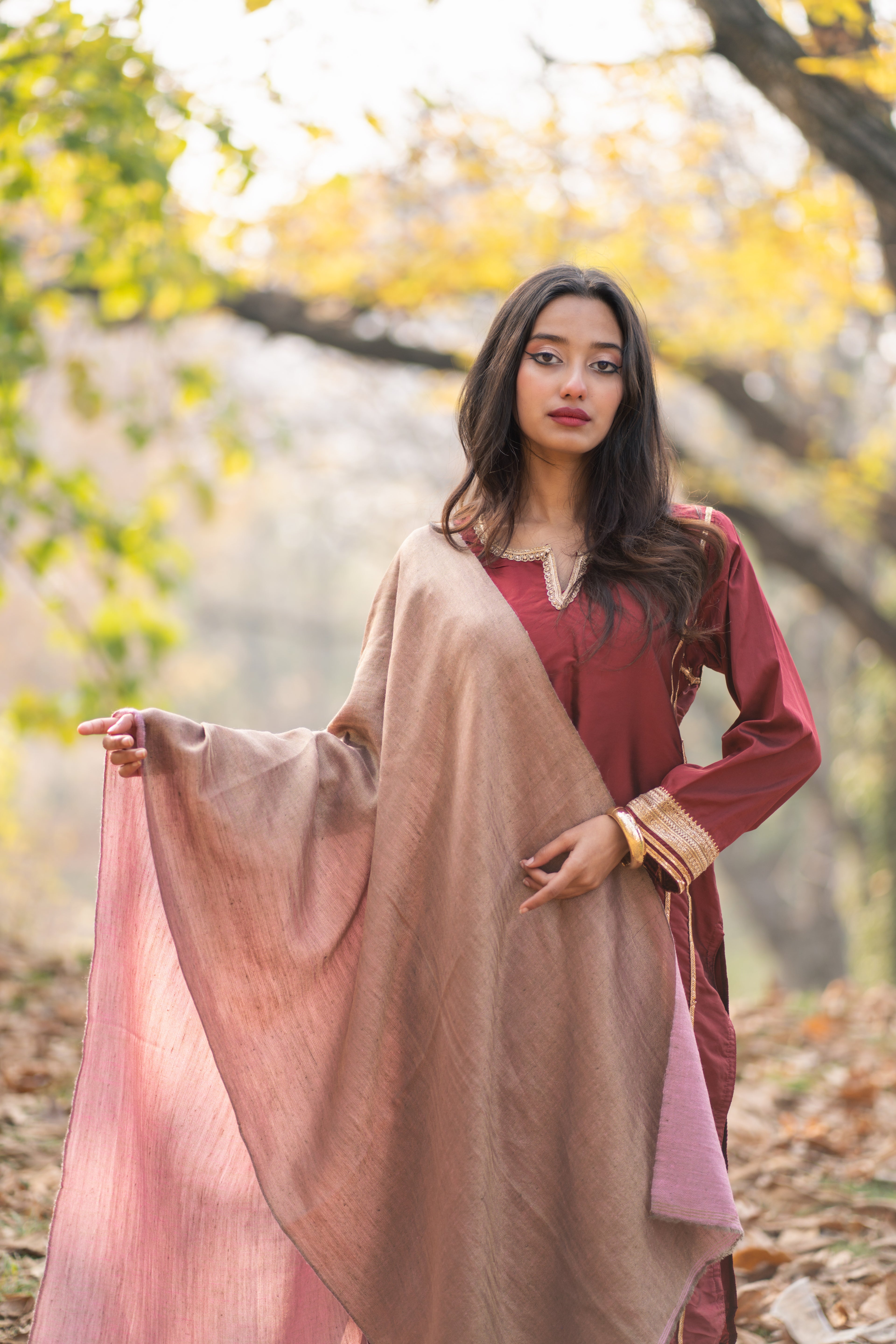 Pink and Gold Zari Weave  Reversible Pashmina Wrap