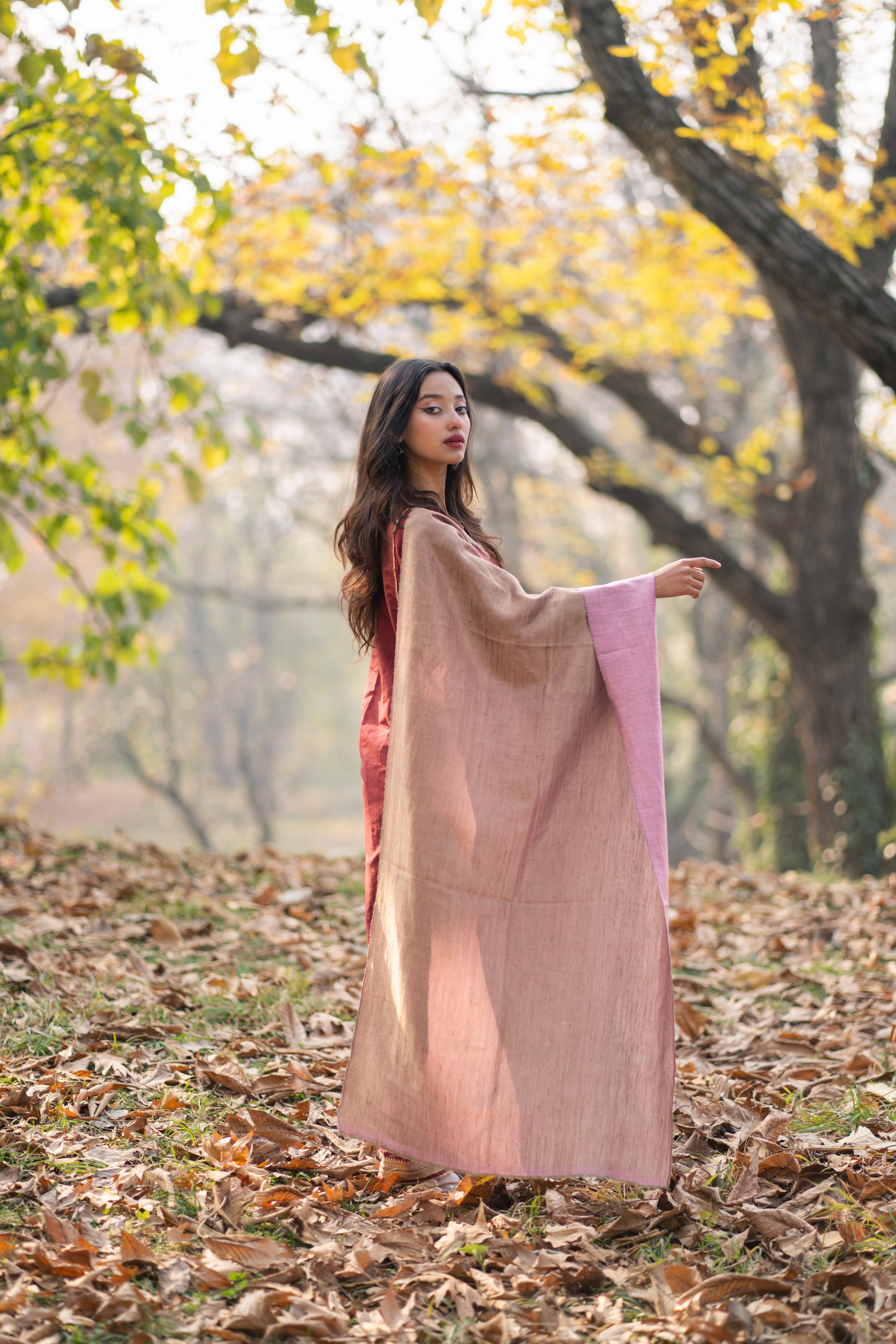 Pink and Gold Zari Weave  Reversible Pashmina Wrap