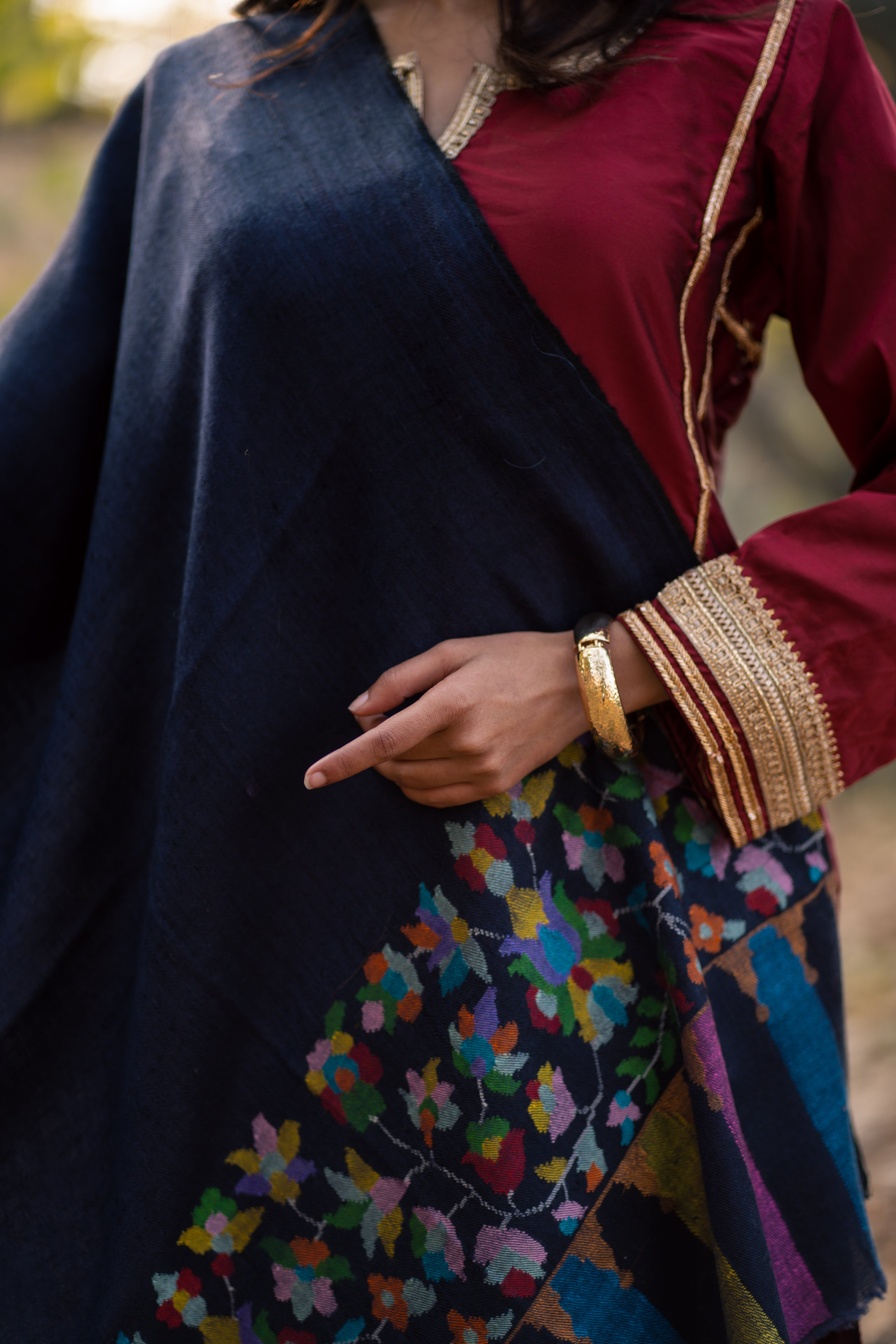 Navy Blue Kani Palla Pashmina Wrap