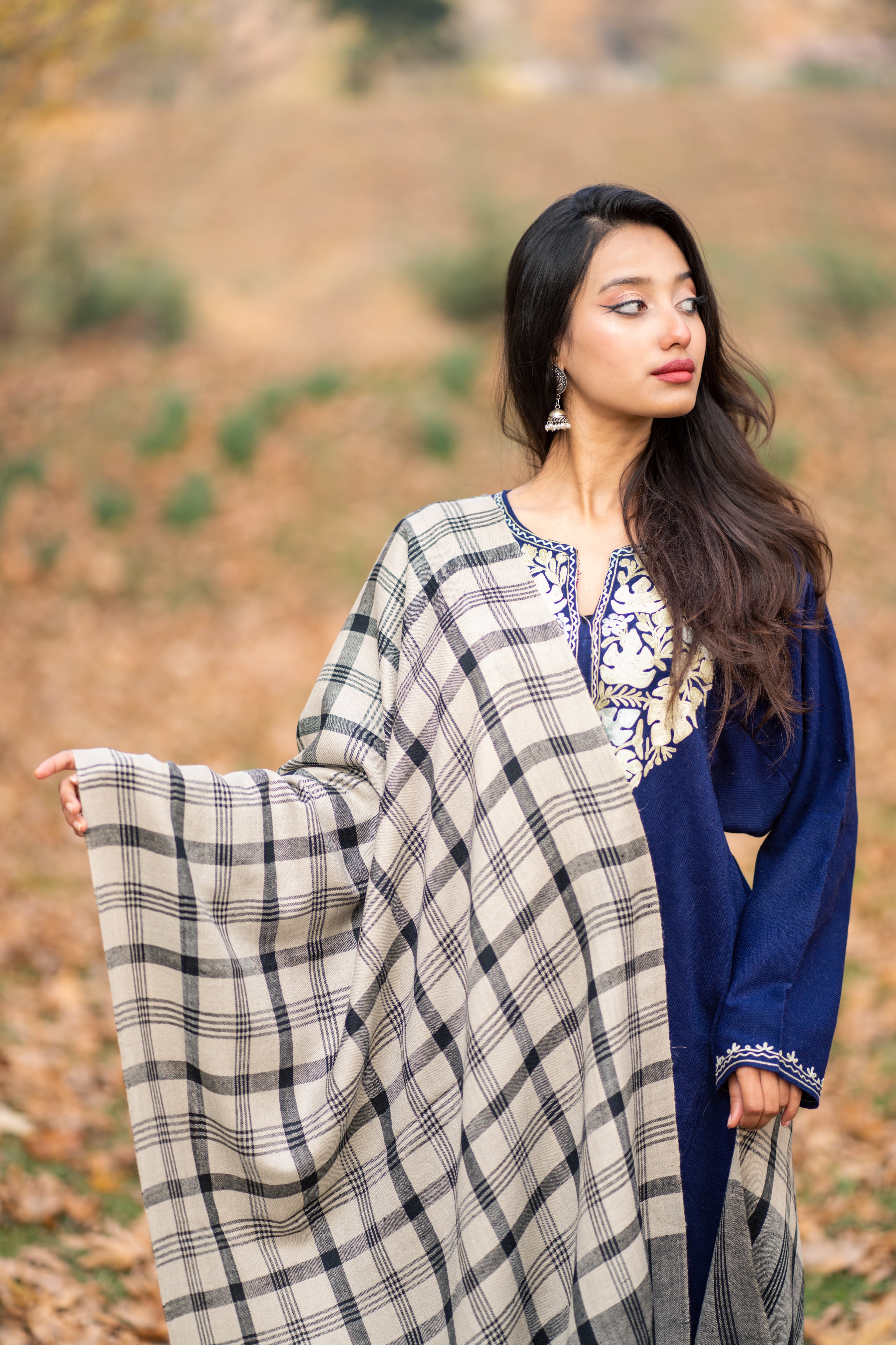 Black and Grey Checkered Pashmina Wrap