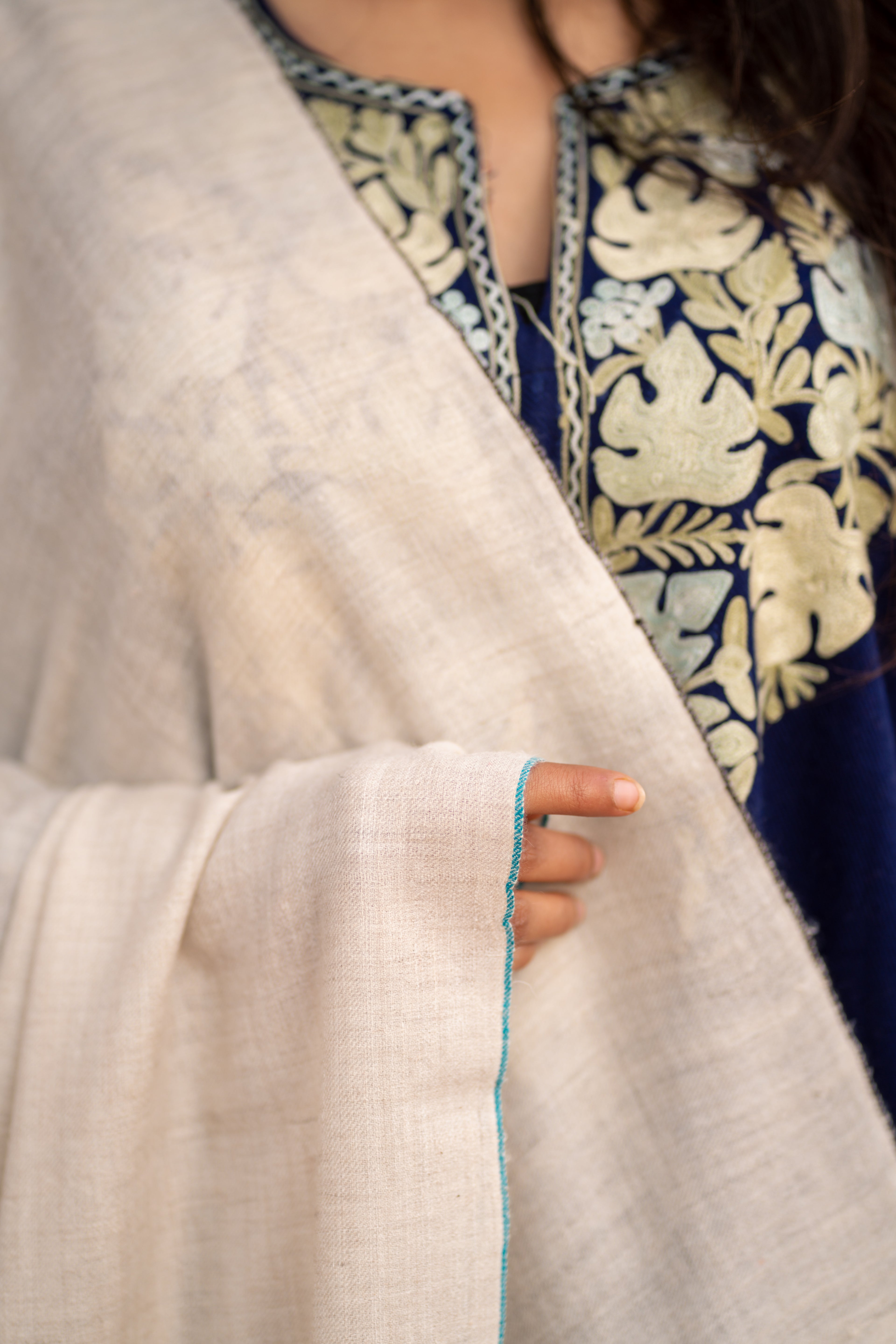 White Handspun Pashmina Shawl