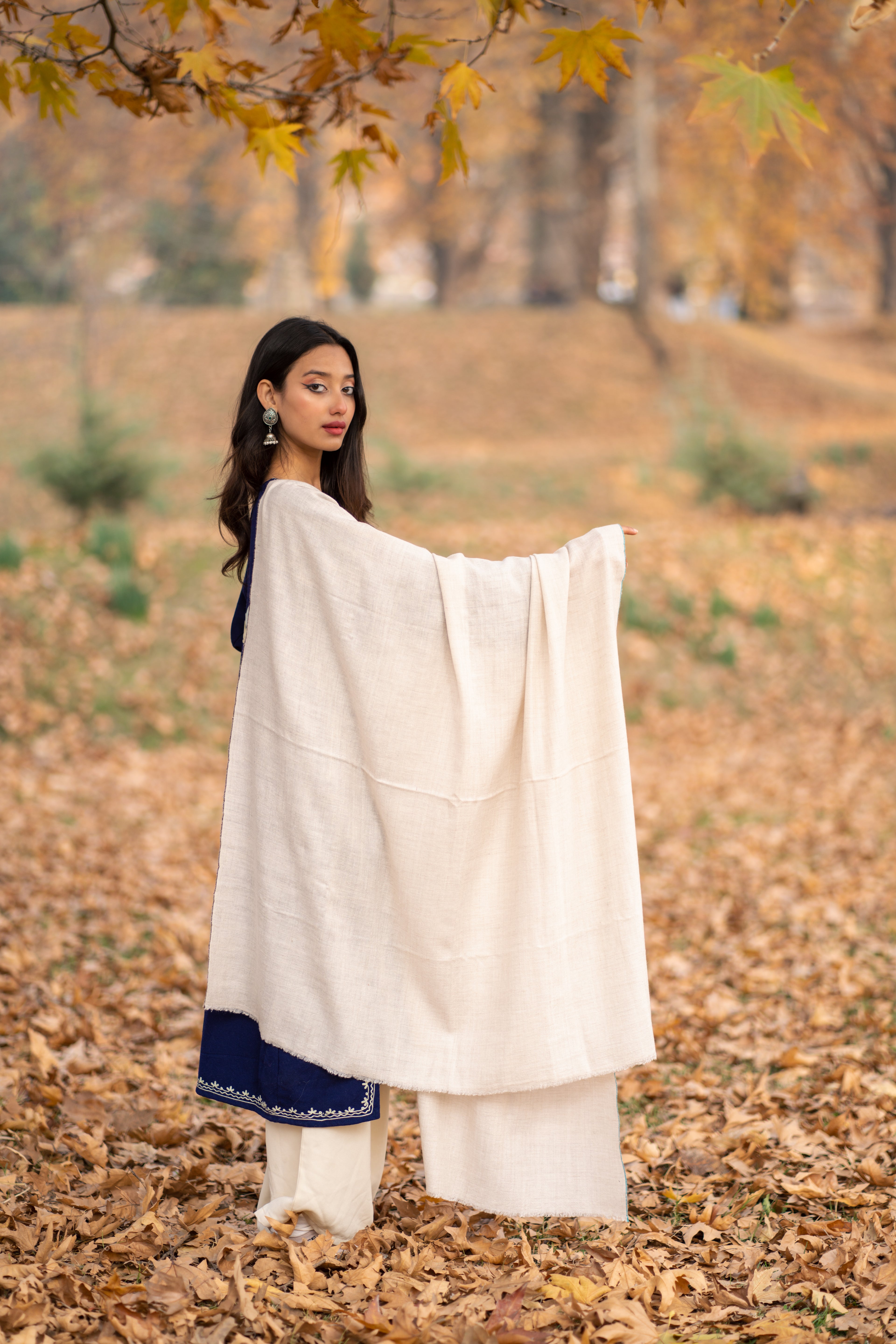 White Handspun Pashmina Shawl