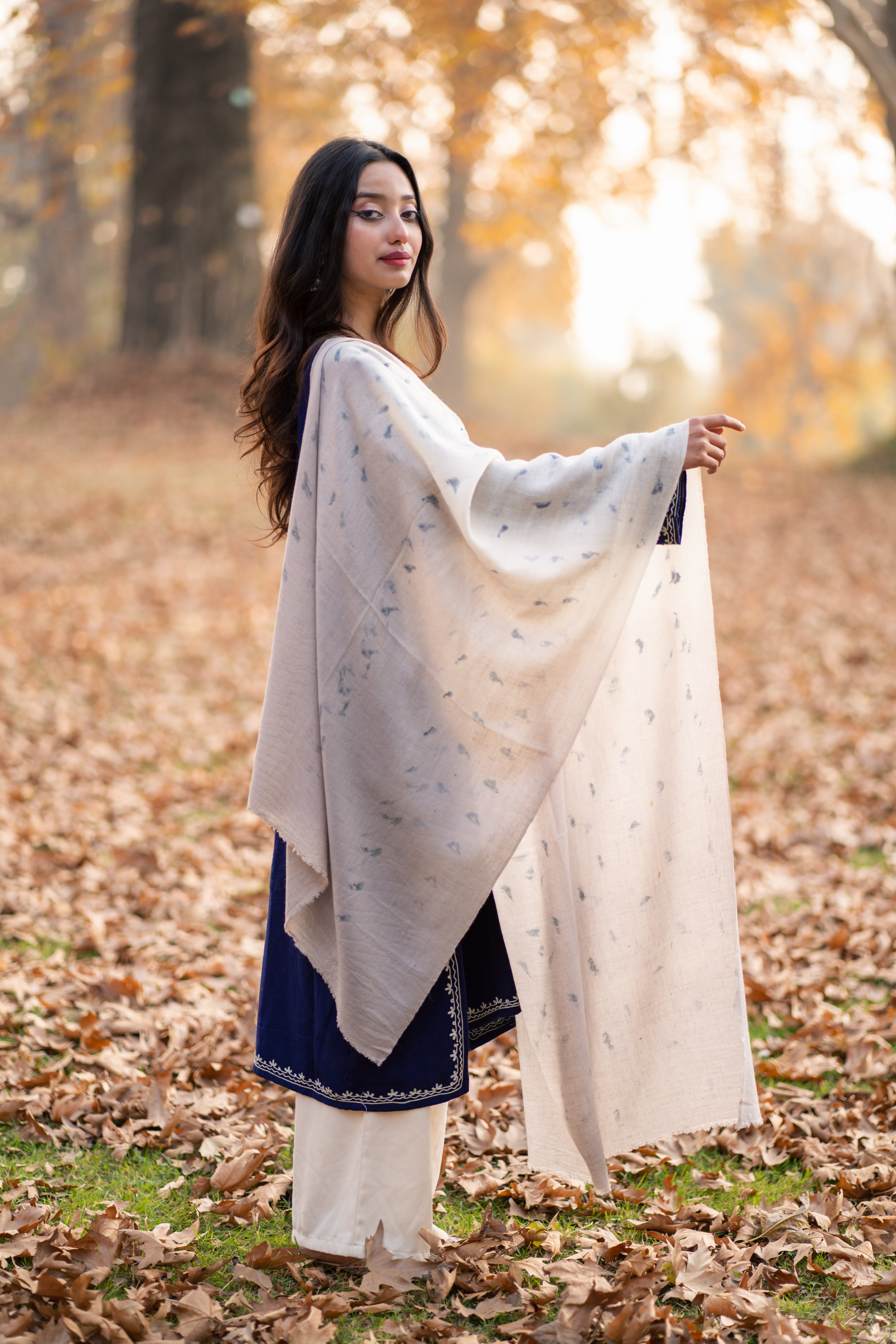 Grey and White Organic Flower Dyed Pashmina Wrap