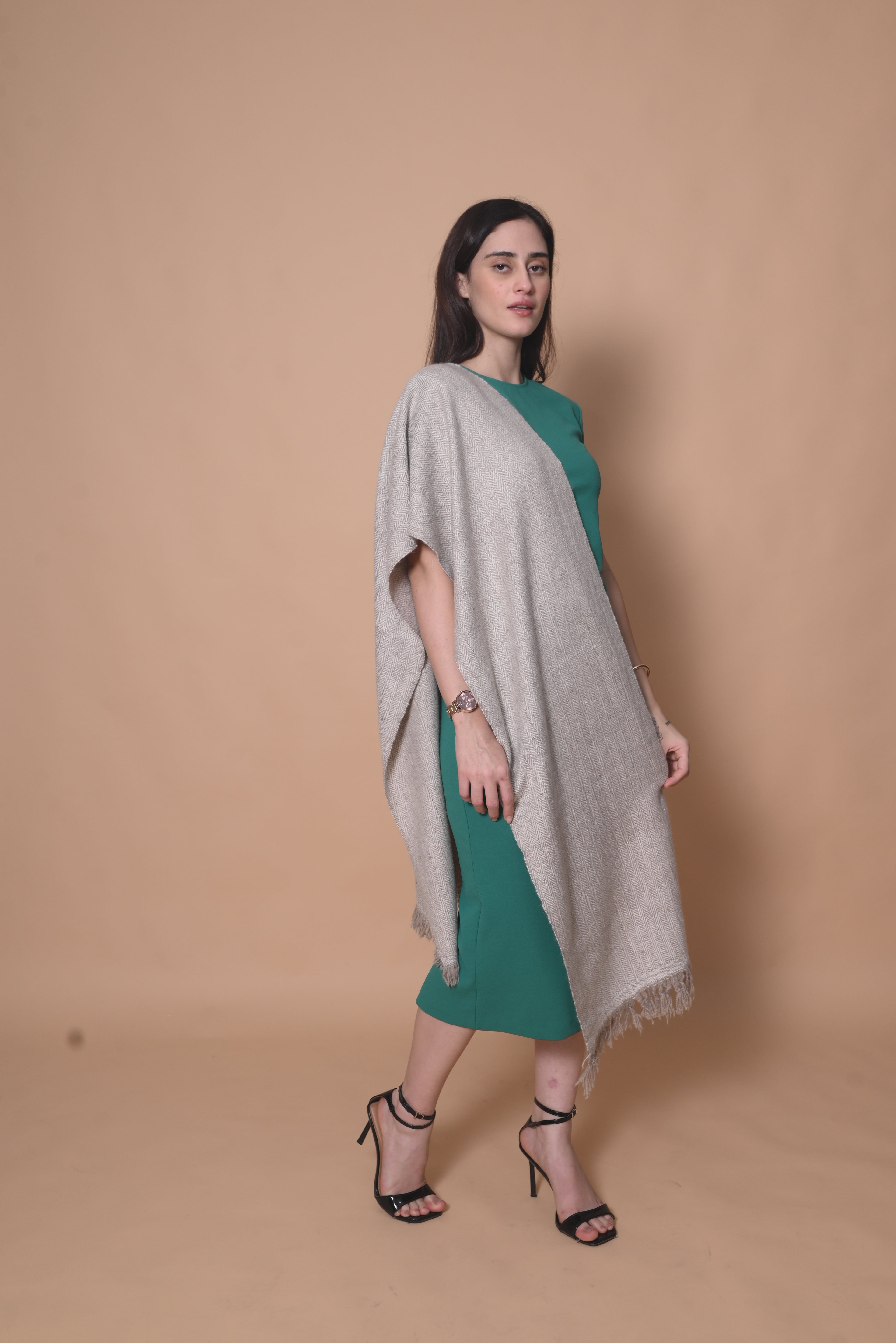 Beige Thick Handspun Muffler