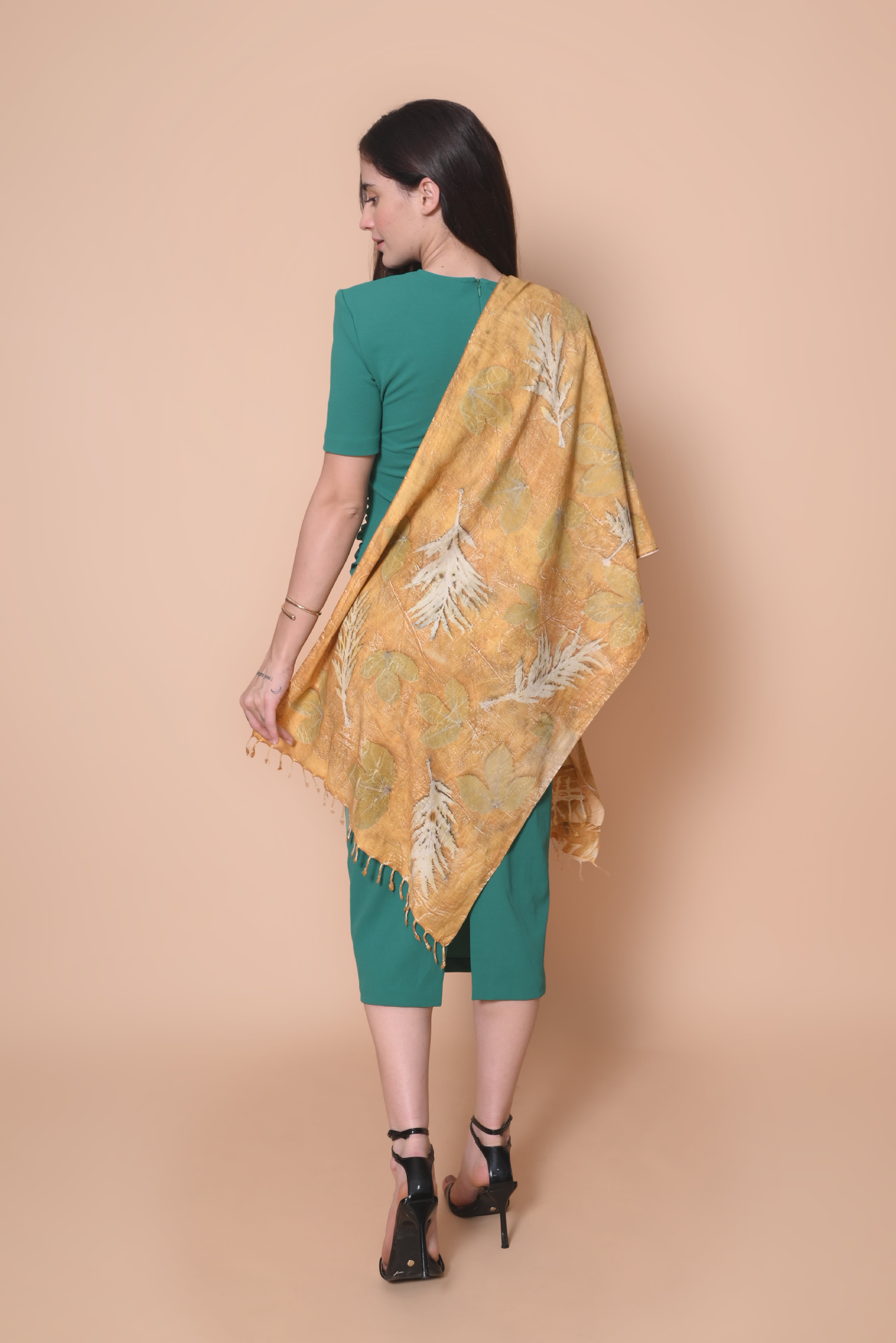 Light Yellow Organic Leaves Dyed Eri Silk Stole