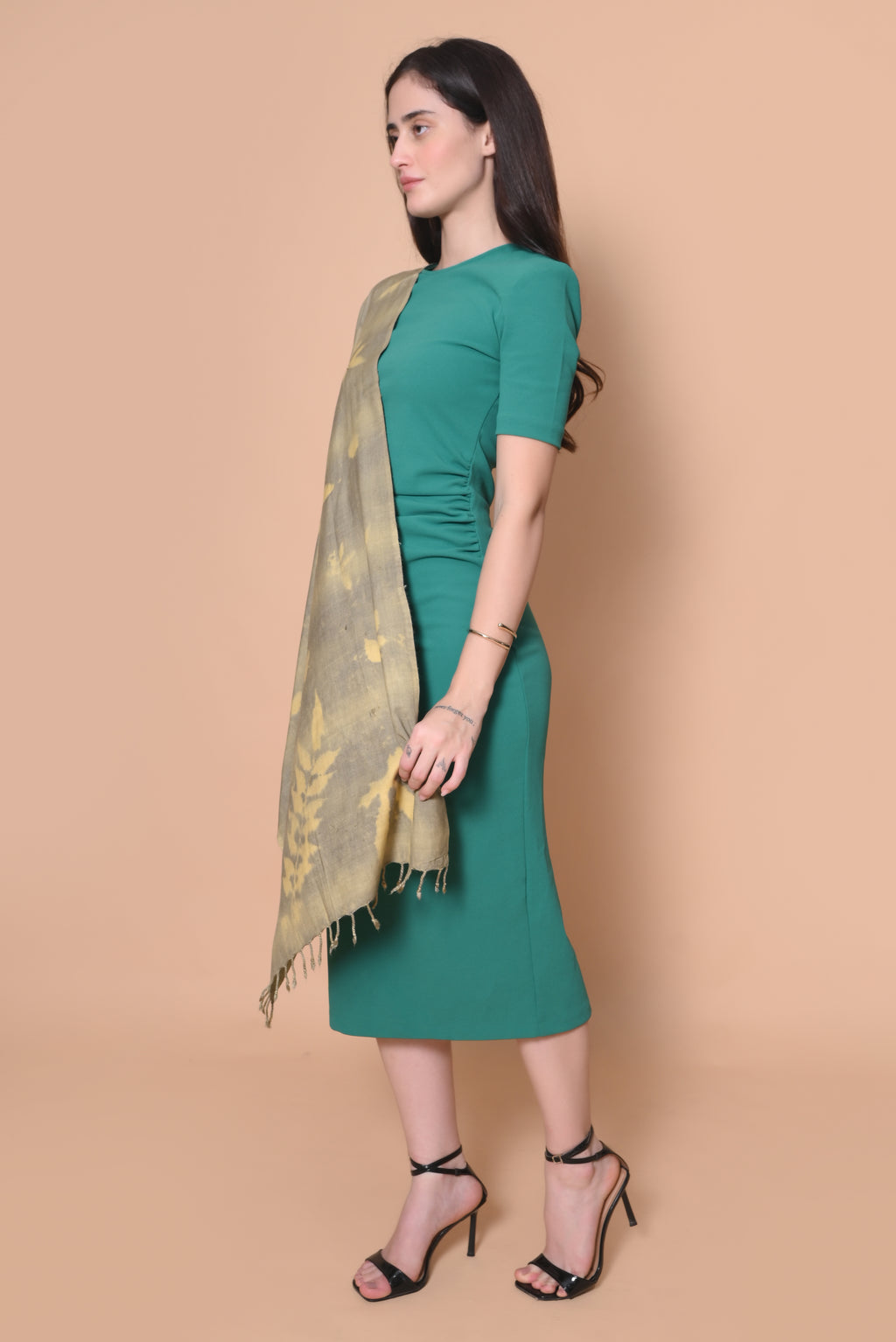 Green & Yellow Organic Leaves Dyed Eri Silk Stole