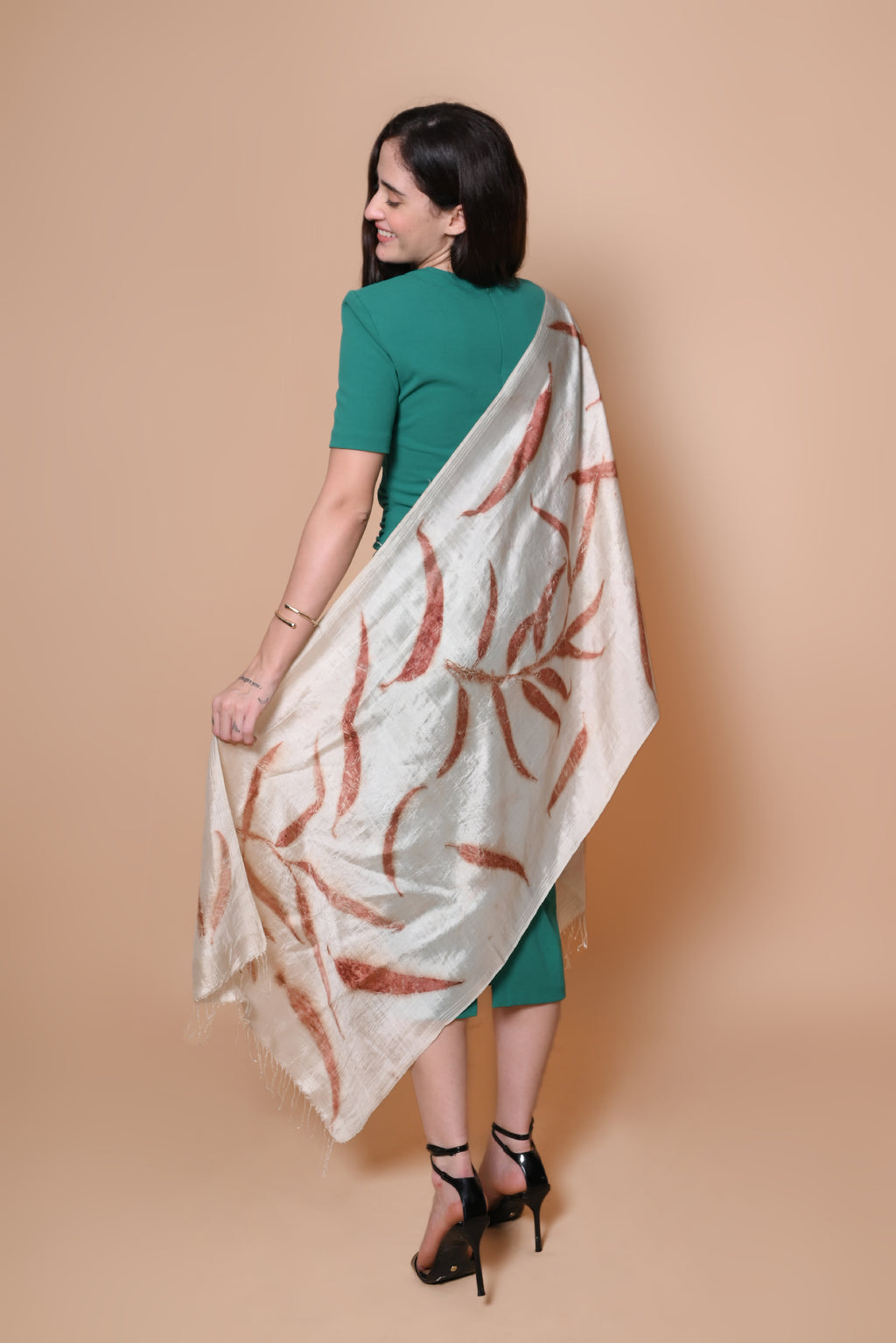 Ivory Organic Leaves Dyed Mulberry Silk Stole