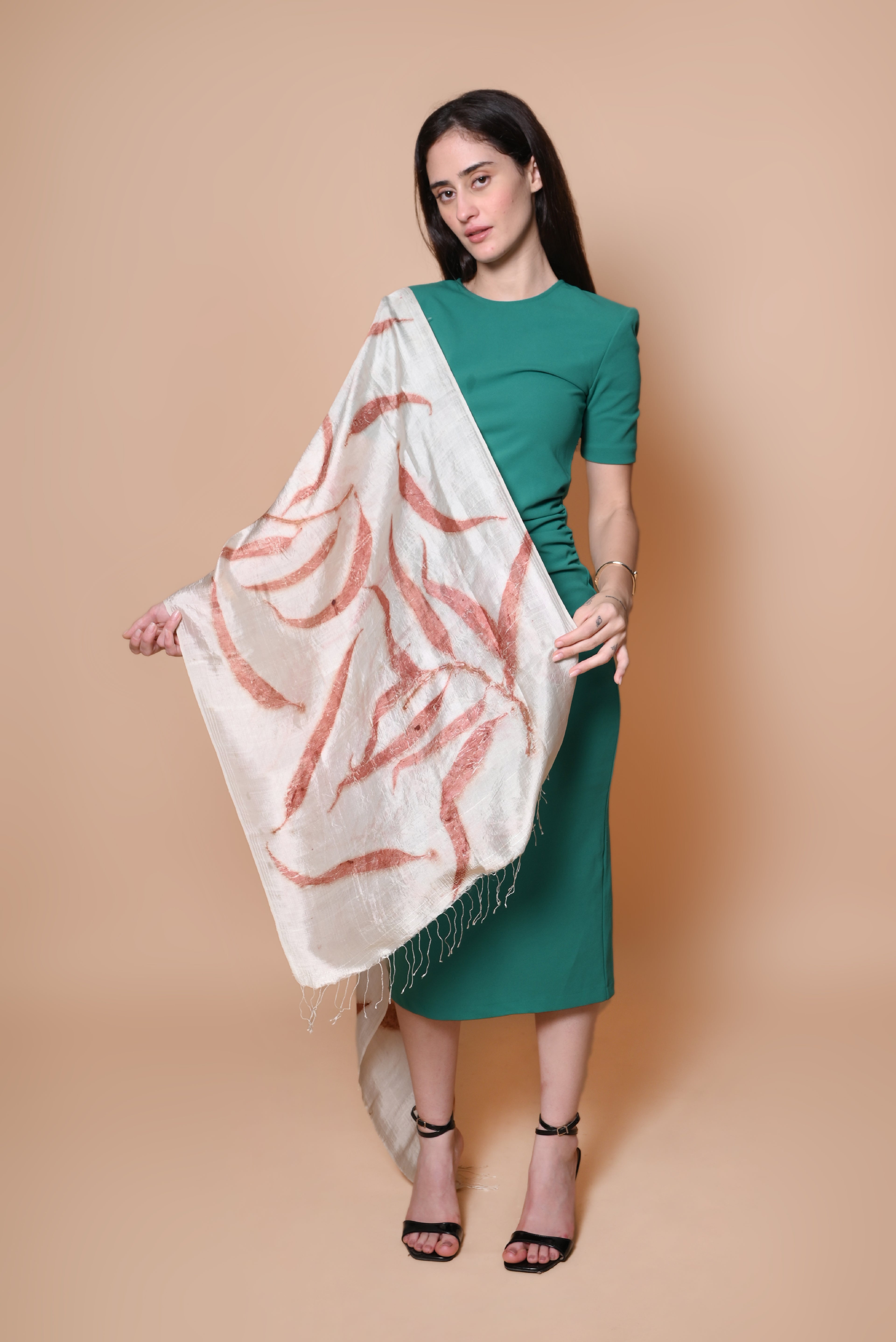 Ivory Organic Leaves Dyed Mulberry Silk Stole