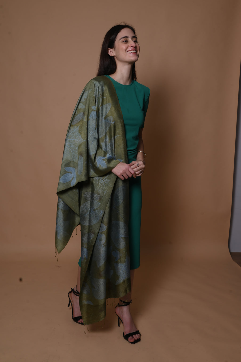 Green Organic Leaves Dyed Mulberry Silk Stole