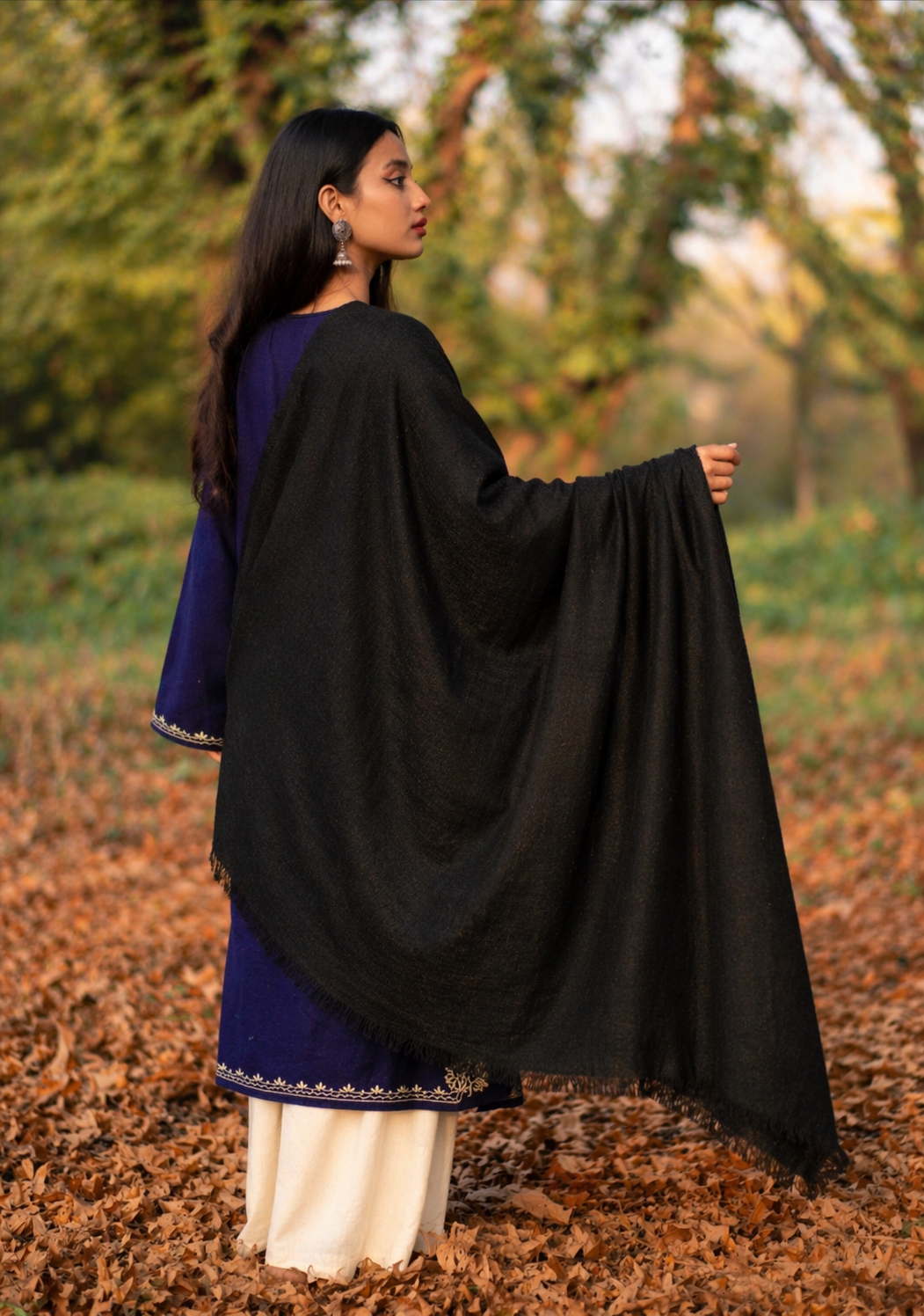 Black Handspun Pashmina Shawl