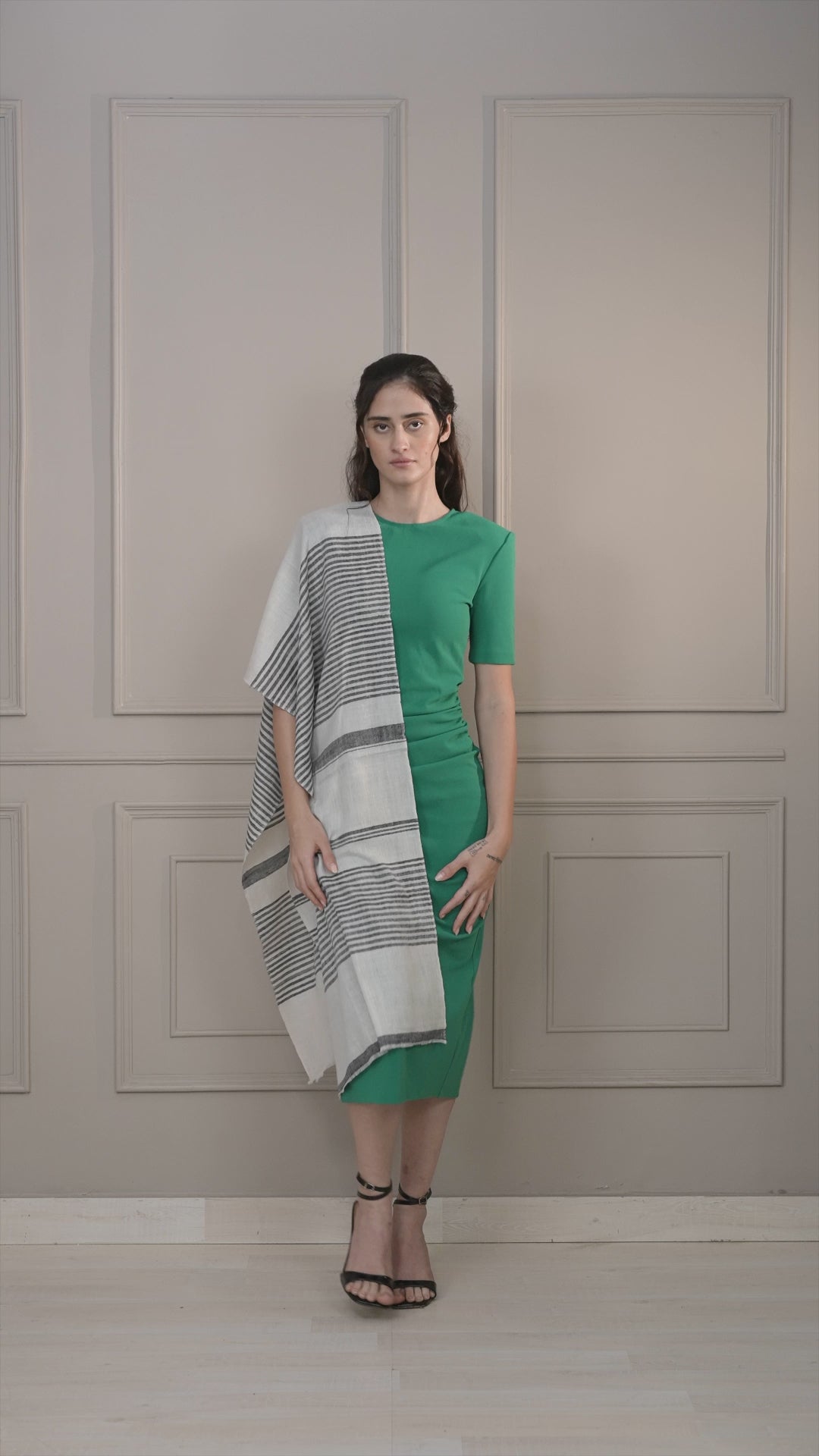 Black and White Stripes Pashmina Muffler