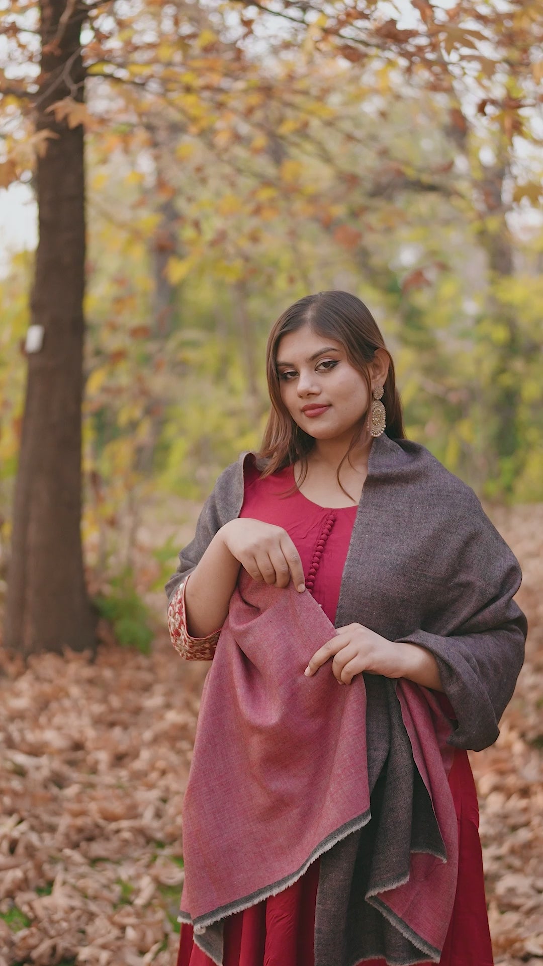 Red & Black Reversible Pashmina Wrap