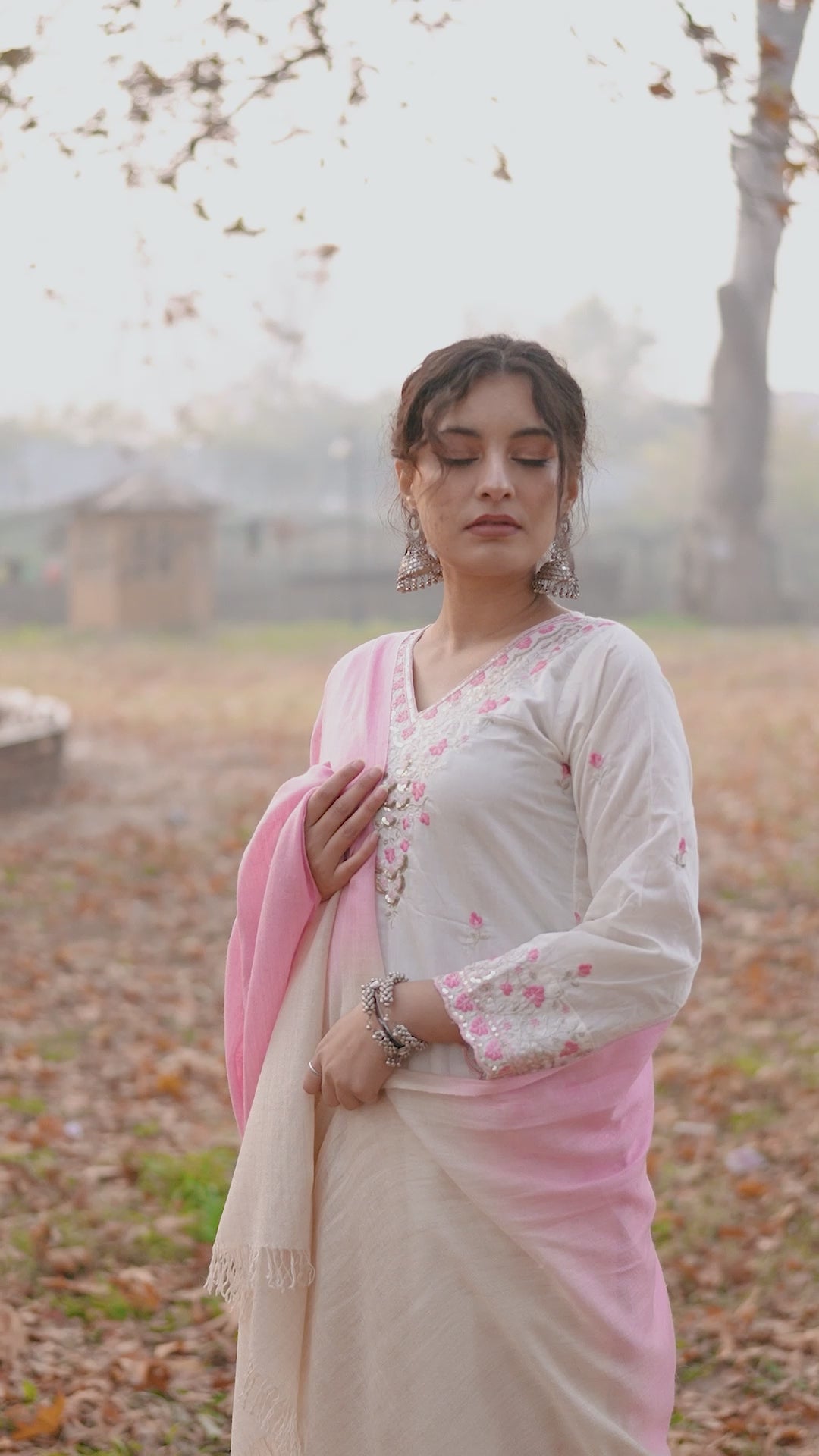 Ivory and Pink Ombre Handspun Pashmina Shawl